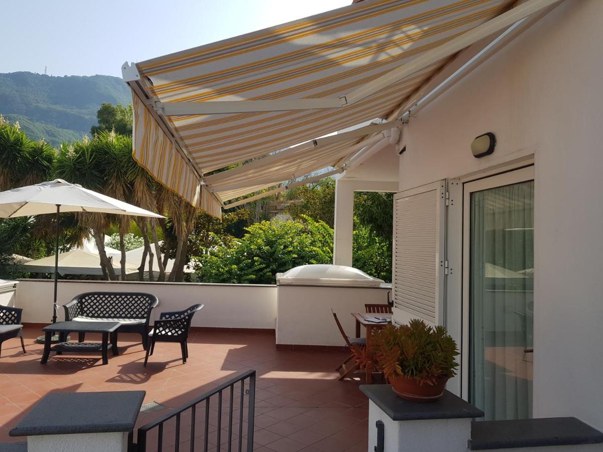 La Terrazza Dell^Ippocampo #Seaview Apartment Ischia Kültér fotó