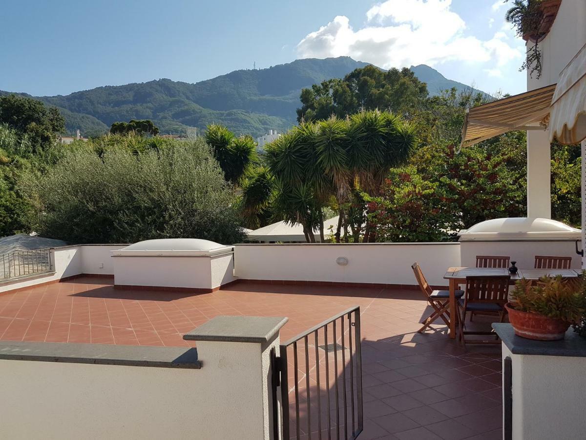 La Terrazza Dell^Ippocampo #Seaview Apartment Ischia Kültér fotó